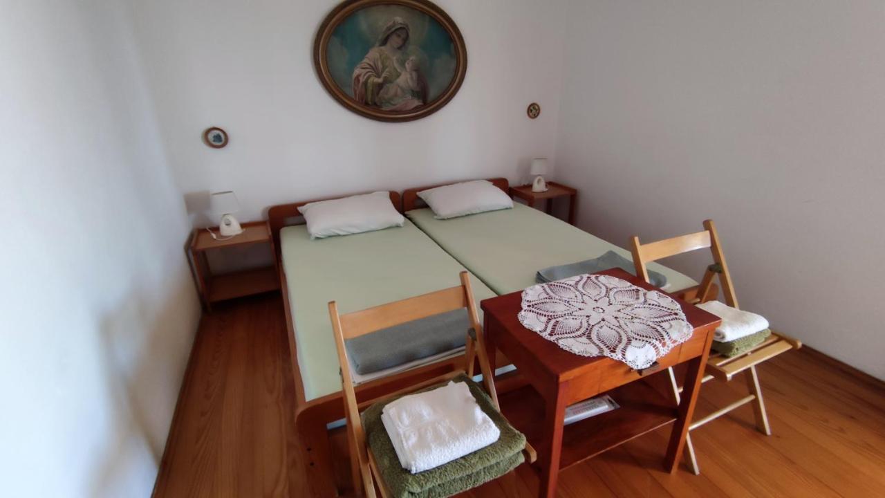 Apartments Tonkovic Kornić Esterno foto